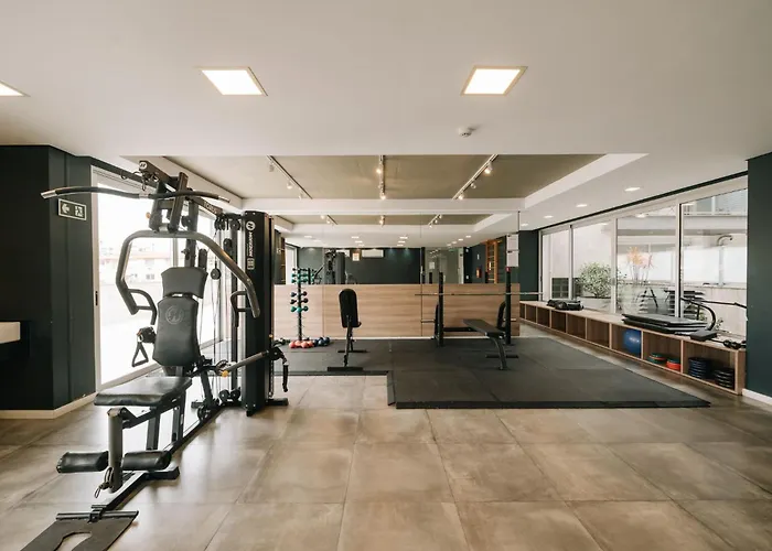 Apto Completo, Central, Com Garagem E Academia!
